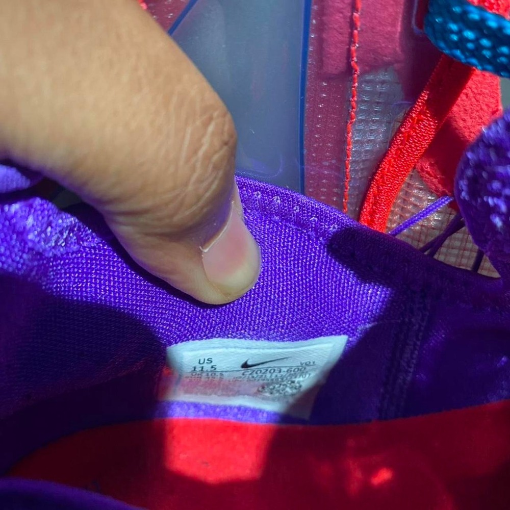 Nike LeBron 19 "Kings Crown" Size 11.5 - Picture 6 of 6